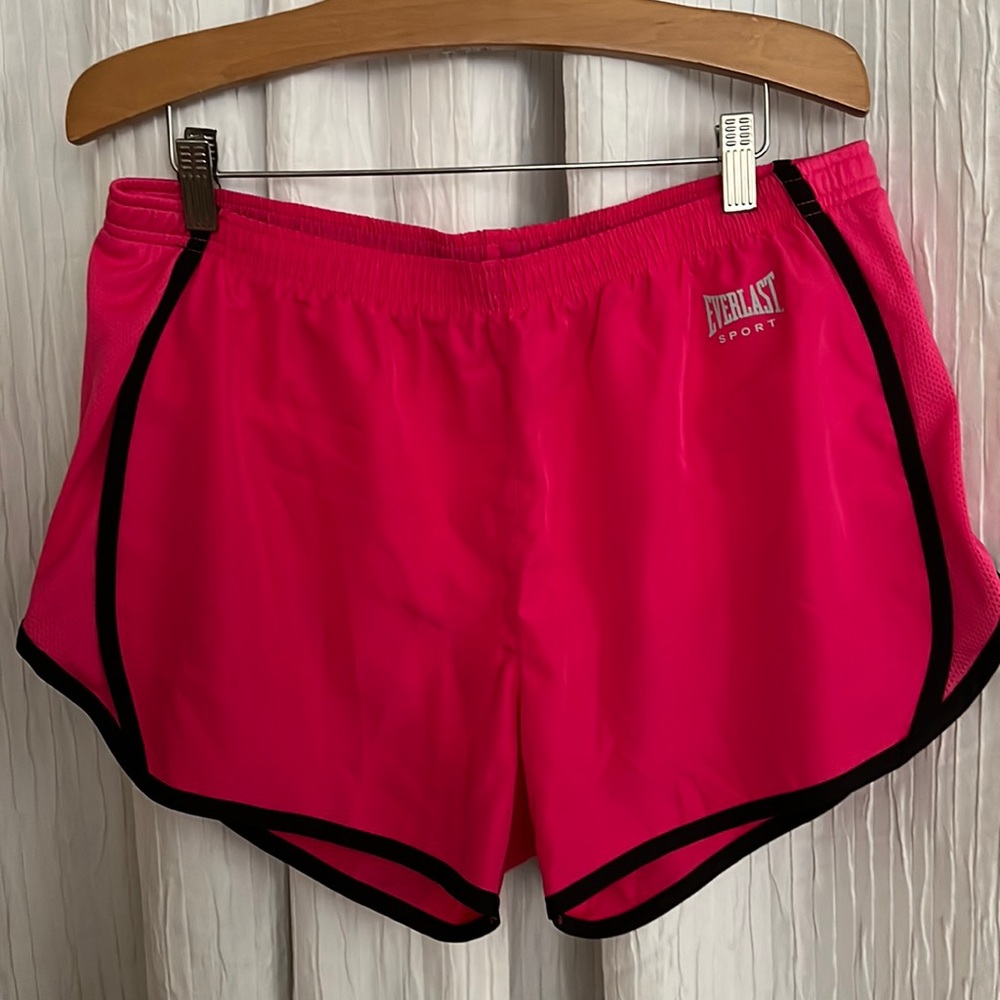 Everlast running shorts size L